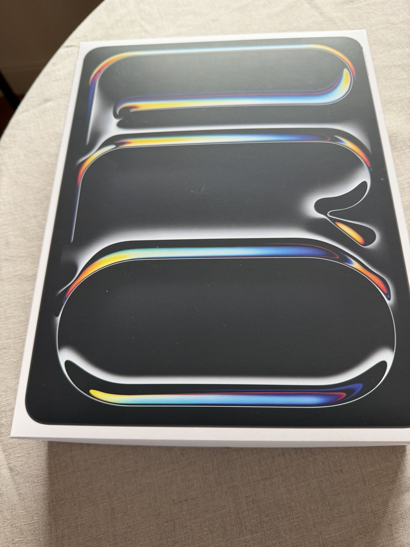 M4 13 inch iPad Pro - 2TB Wifi + Cellular : Free accessories - $3,000+ For Sale for less than $2000