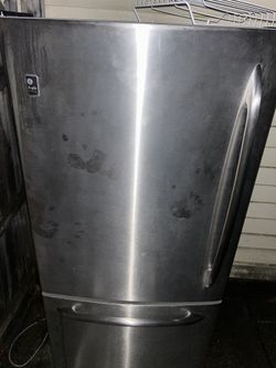 Refrigerator And Stove 