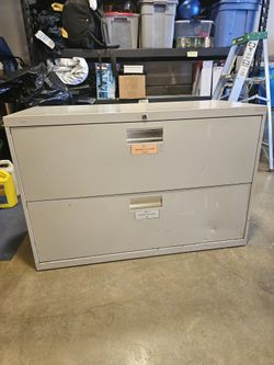 2 Drawer Lateral File Cabinet