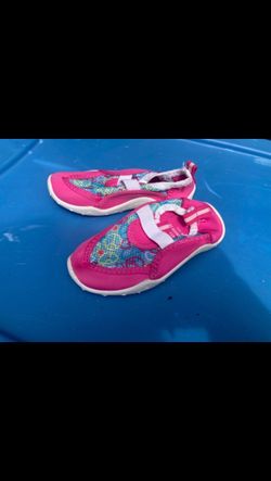 New pool shoes, water shoes girls size 7-8