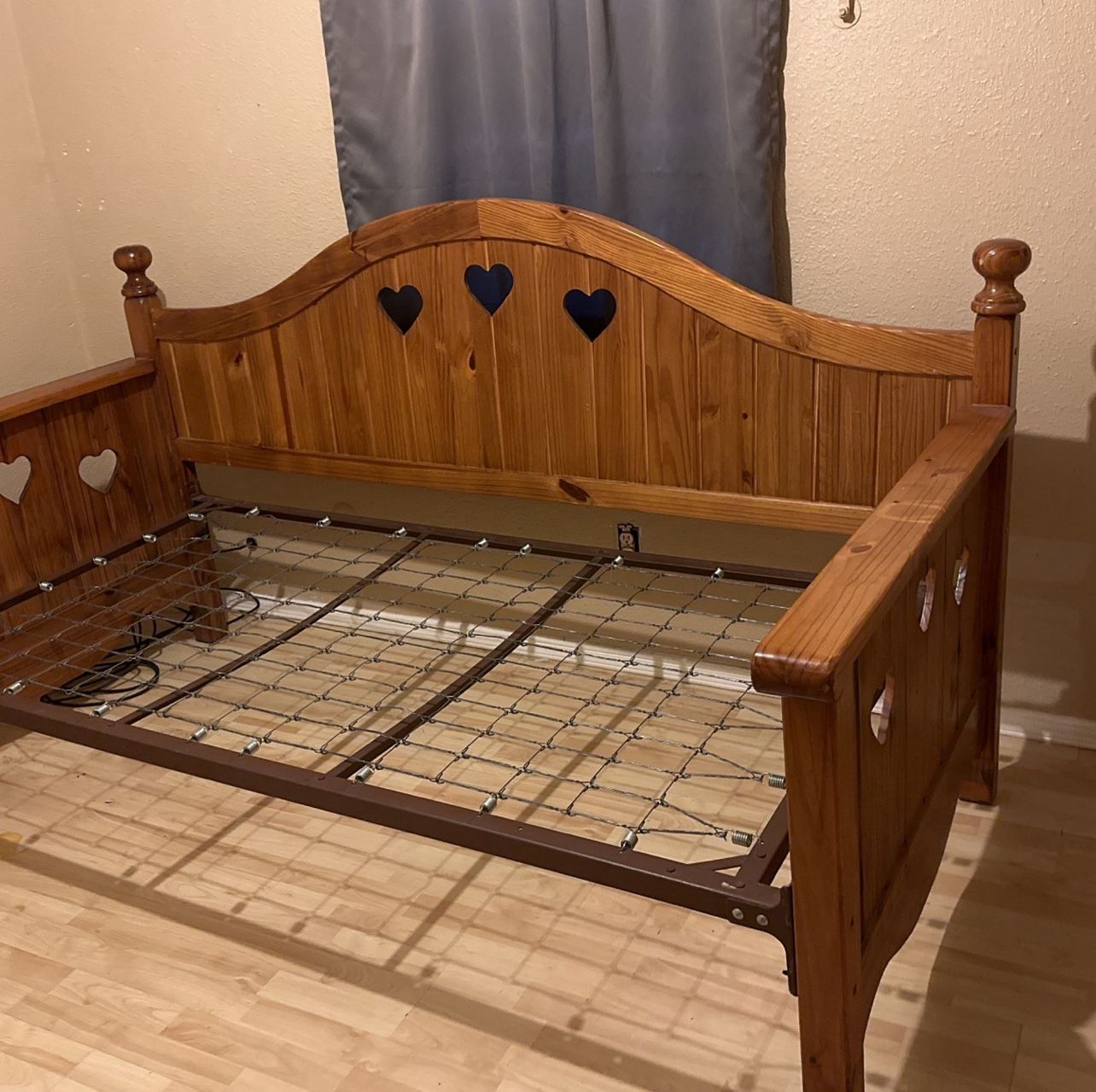 Vintage Solid Wood Twin Daybed