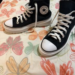 Girls converse