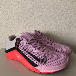 Women’s Nike Metcon 6 Training Shoes (US 7.5)