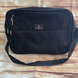 Atlantic Briefcase Black Zipper Closure