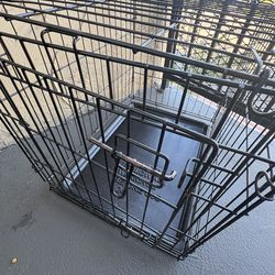 24” Dog Crate – Gently Used
