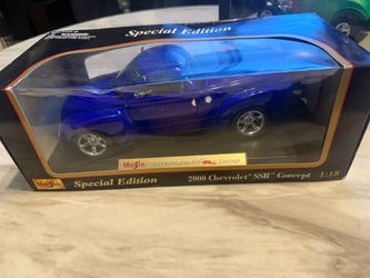Maisto special edition 2000 Chevrolet ssr concept