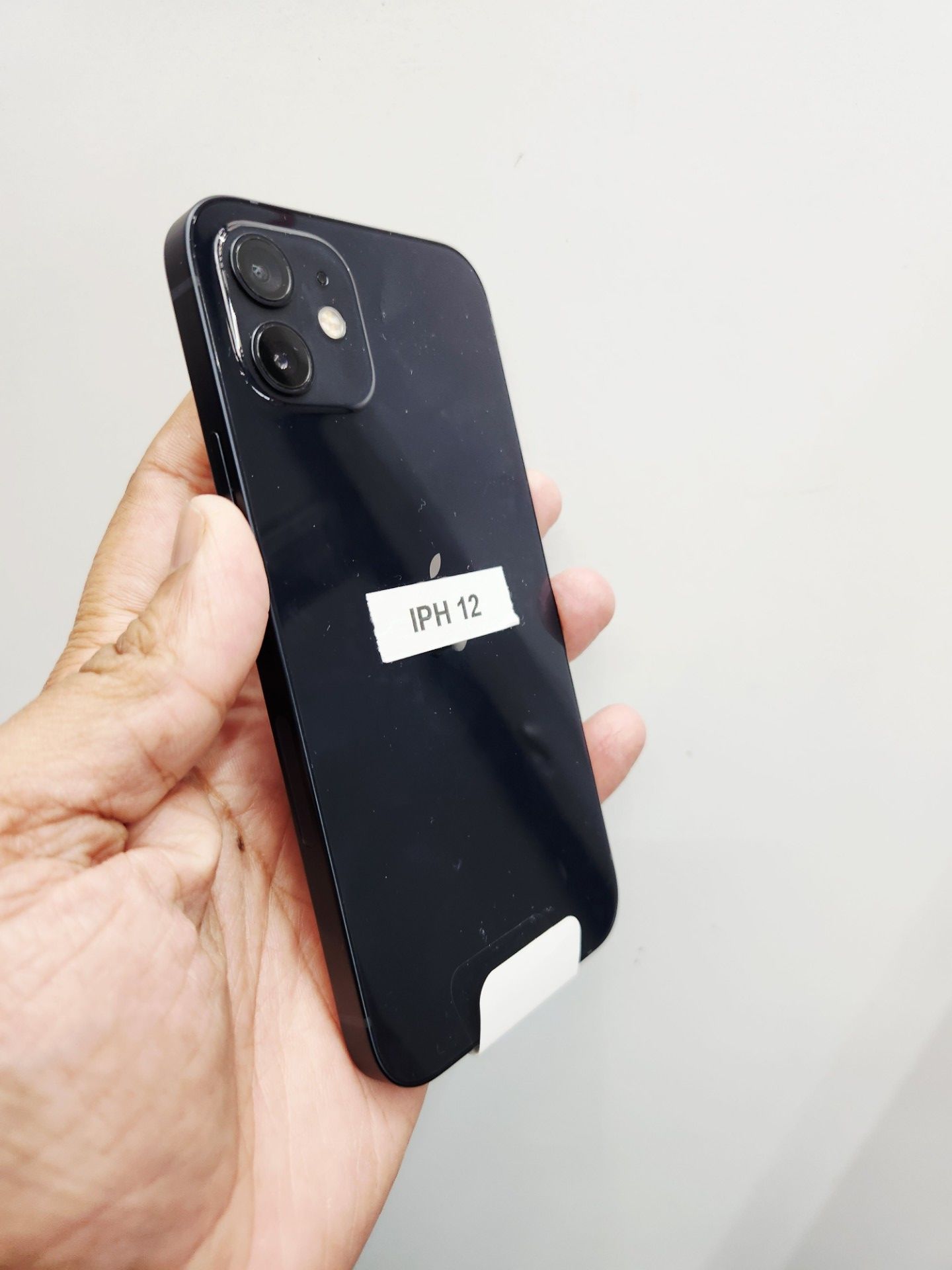 IPhone 12