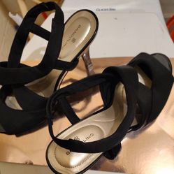 Women Black Bandolino Heels  Size 10M