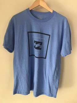 Women’s Large Billabong Blue Short Sleeve Light Weight T Shirt