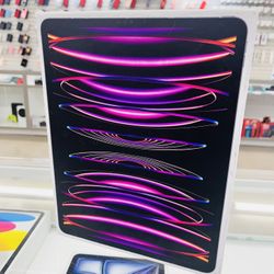 iPad Pro 6th gen 12.9inch 128gb