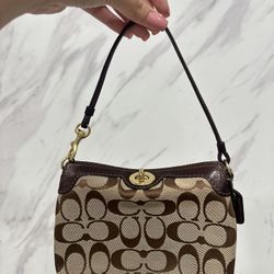 Vintage Coach turnlock mini bag 