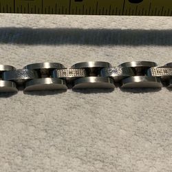 8 Inch Solid Stainless Steel Link Bracelet W/3 Square Cubic Zirconia Stones On Each Link Heavy Locking Clasp