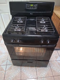 Amana Balck stove