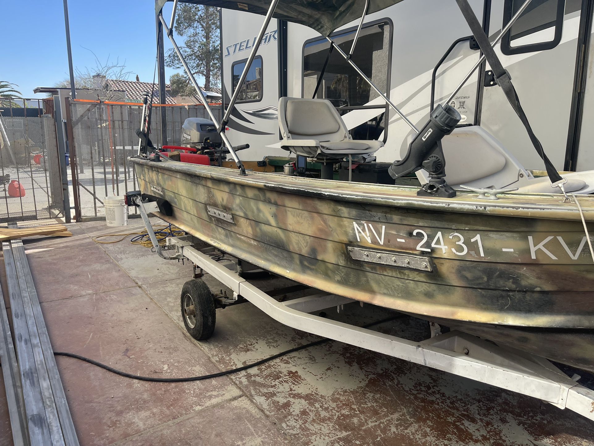 14 Foot Aluminum Fishing Boat