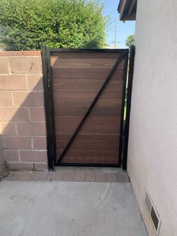 Iron With Wood Fencing … Don’t Message If Looking For Cheap Work