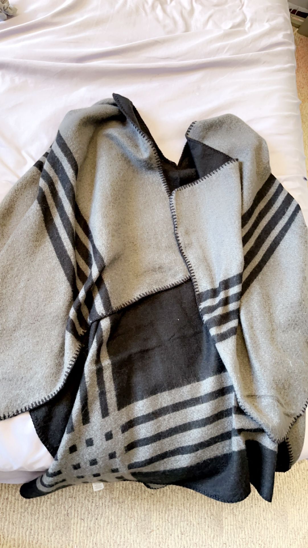 Women’s Shawl