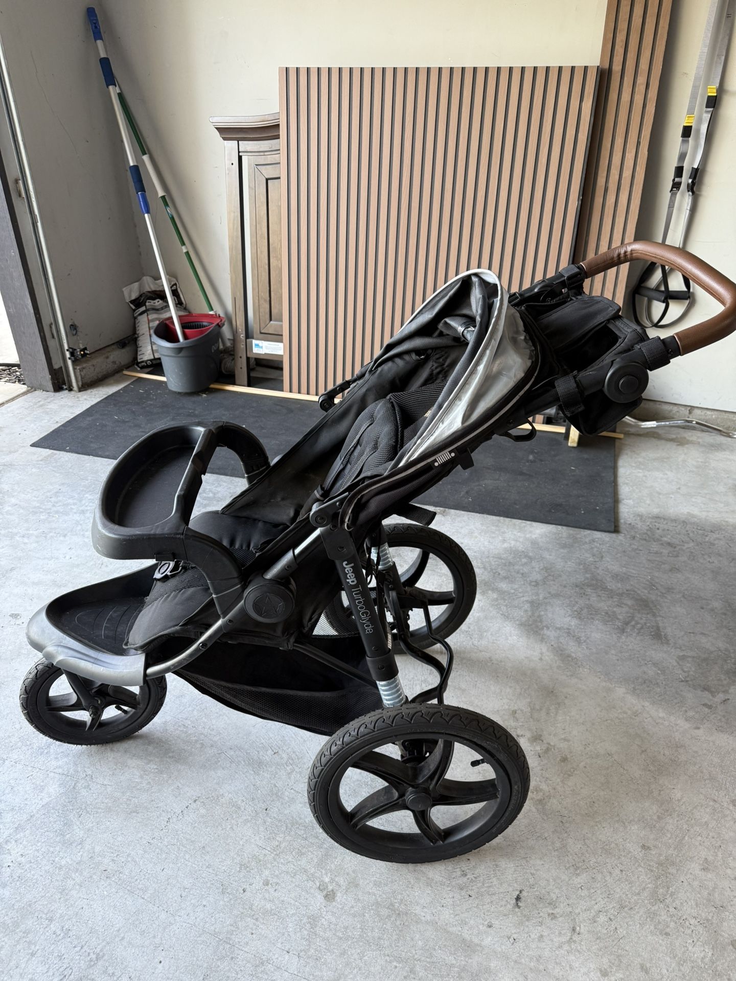 Jeep Jogging Stroller