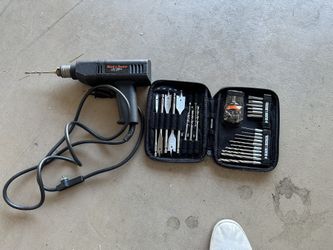 Black & Decker Quick Connect 30 Piece, Drillbit Set And Free Drill