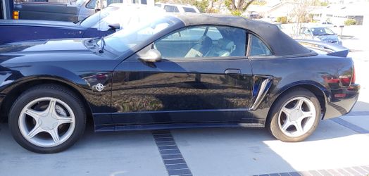 1999 Ford Mustang