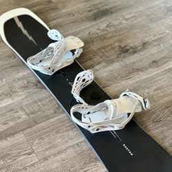 Burton Custom Black & Pink All Mountain Snowboard With Burton Lexa Bindings