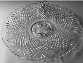 Title: Vintage Smith Glass Pineapple Pattern Glass Platter – 22.5”