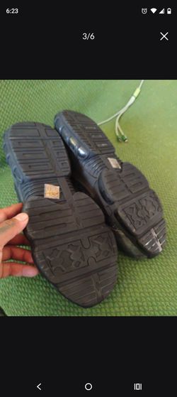 Steel toe shoes