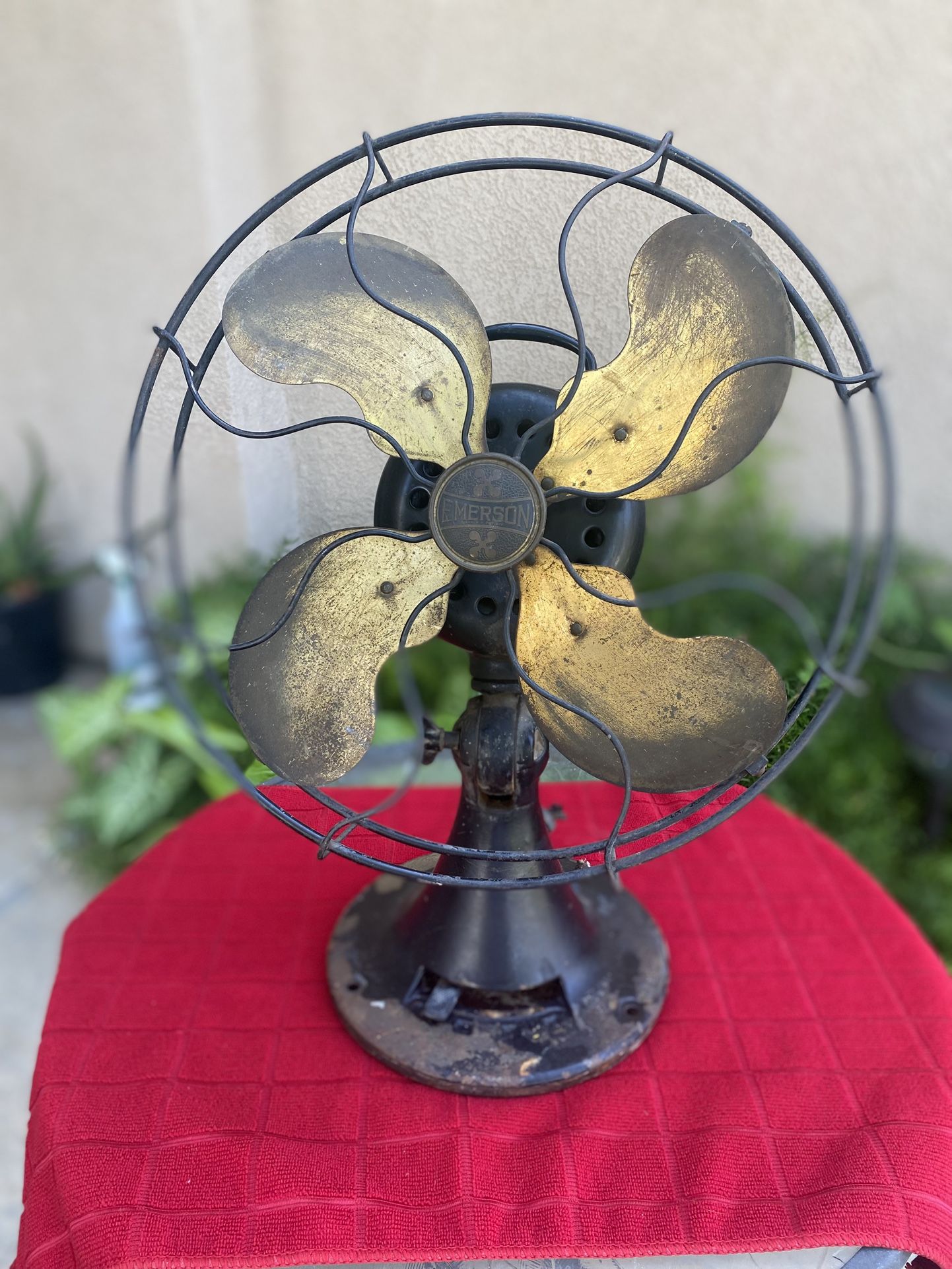 Selling A Vintage Emerson 4 Blade Fan great decoration display
