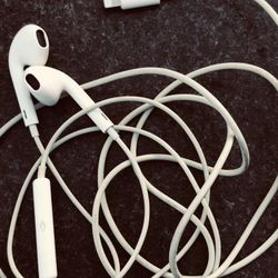 Apple wired EarPods