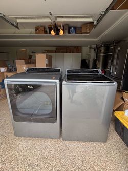 Whirlpool Cabrio Washer and Electric Dryer Smart Steam Set