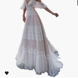 Wedding Dress SIZE: Medium