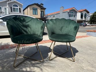 Green Velvet Shell Accent Chairs – Set of 2