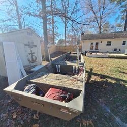 Tracker  Grizzly Welded 12 ft