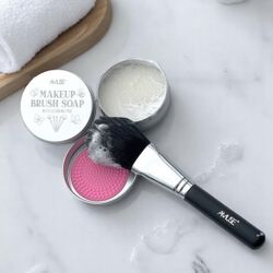 Makeup Brush Soap With Cleaning Pad 