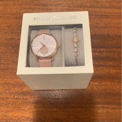 STUNNING MK BLING WATCH & BRACELET-New!
