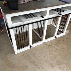 Dog crate/entertainment center