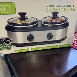 TRU SLOW COOKER. Dual crock bufet
