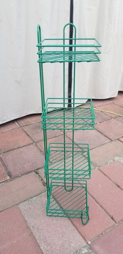 Metal storage rack