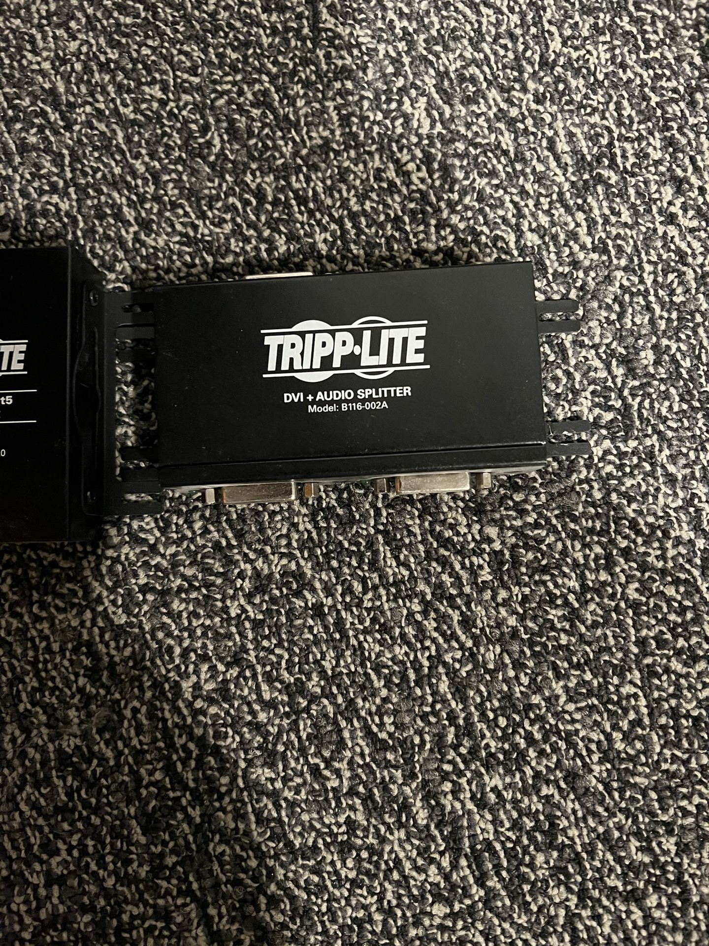Tripp Lite DVI Plus Audio Splitter