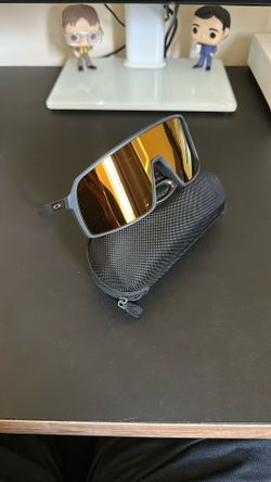Oakley Sutro
