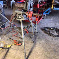 RIDGID MODEL 300 THREADERS WITH ALL ATTACHMENTS AND PEDAL 1800$ EACH NOT FOR ALL