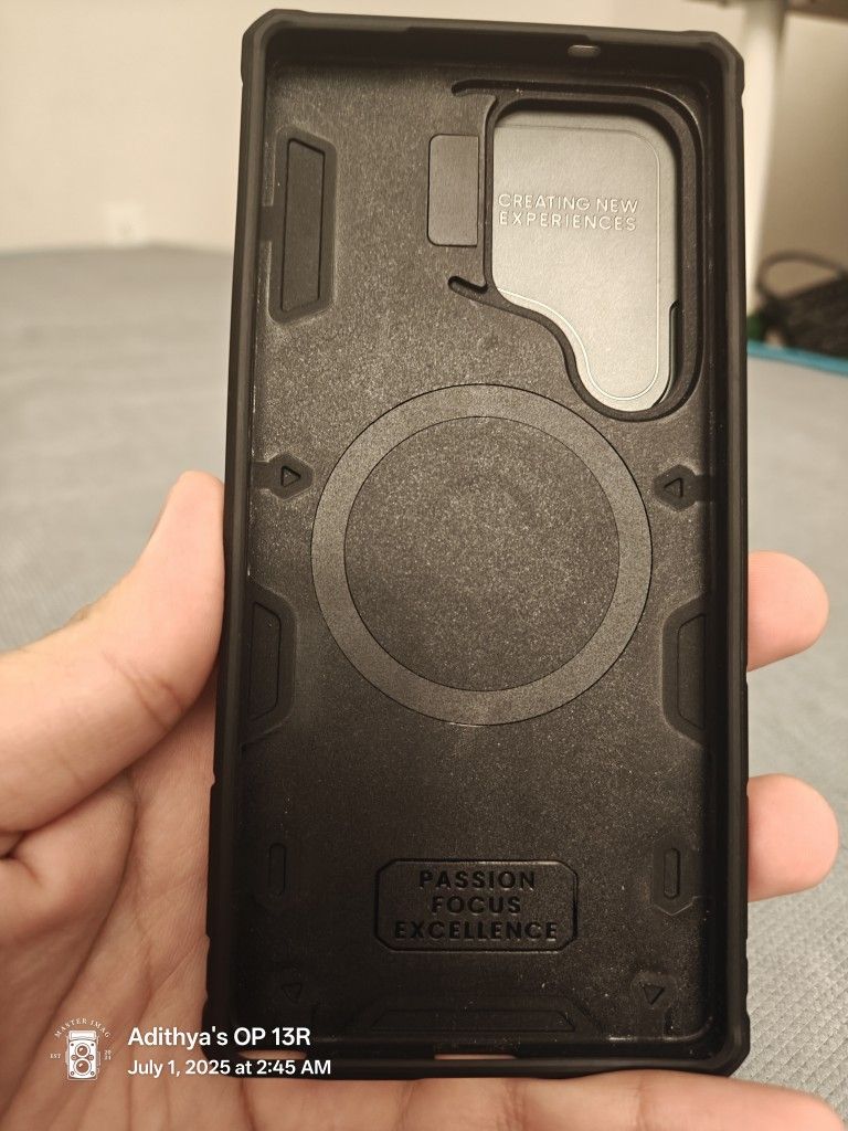 Nillkin MagSafe® Compatible CamShield Armor Case for Samsung Galaxy S25 Ultra