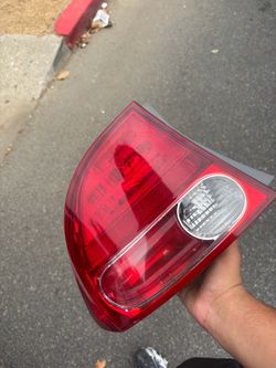 Honda civic 2007 sedan tail lights