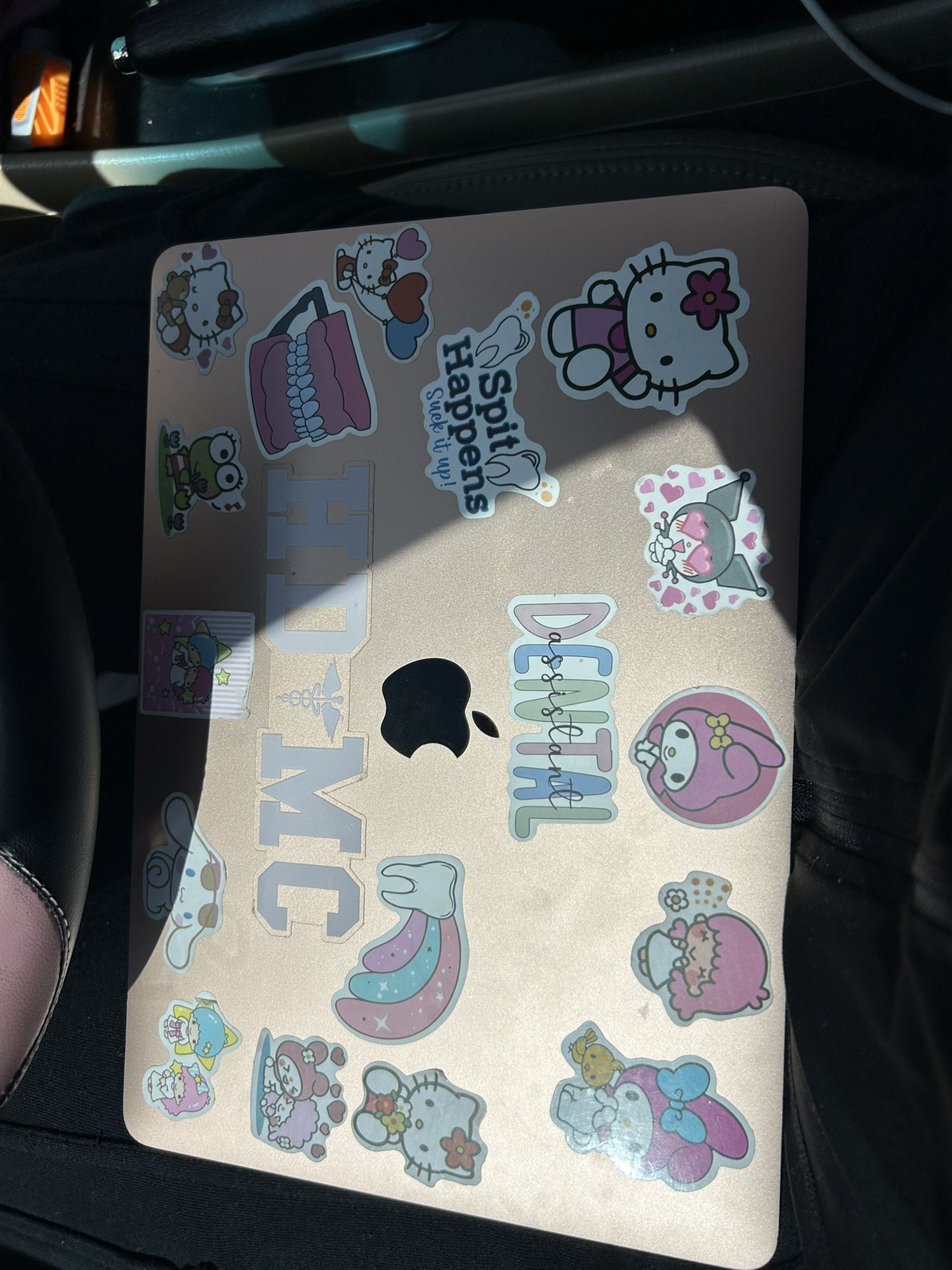MacBook Air 13 Inch M1 Gold/Goldrose