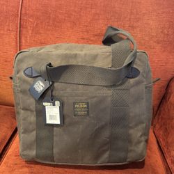 New Filson Tin Cloth Tote Otter Green
