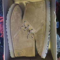 Brown Ugg Neumel Boots 