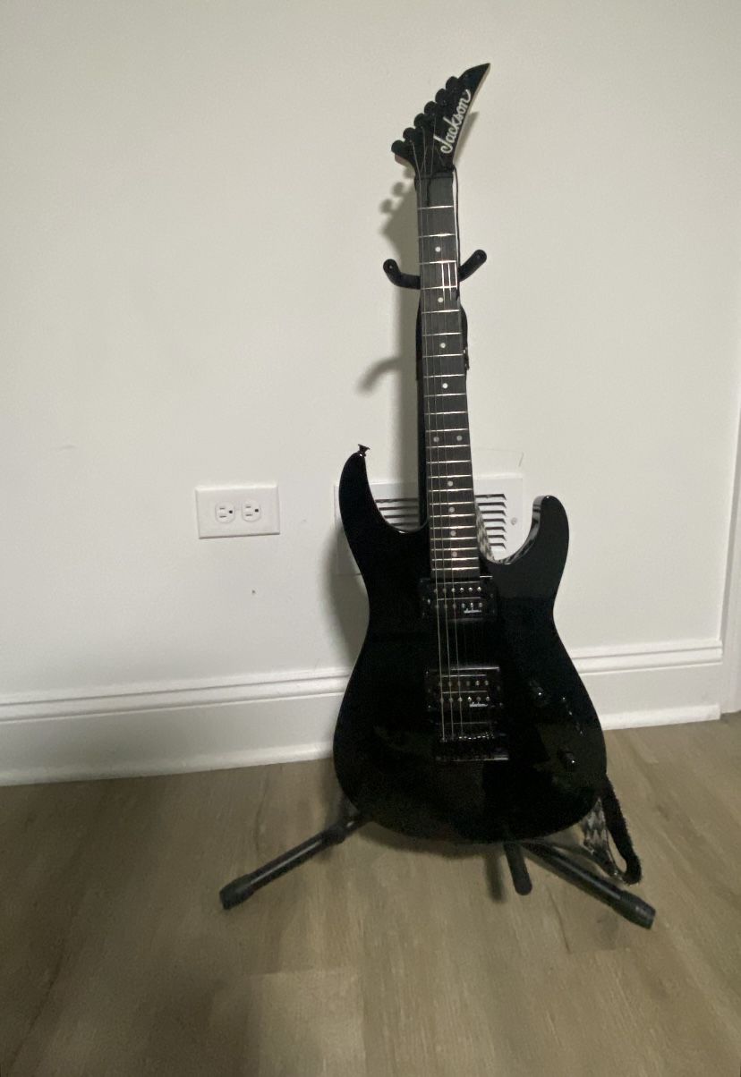 Jackson Dinky JS12 Black Electric Guitar