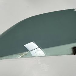 BMW e46 DRIVER DOOR WINDOW GLASS M3 330ci 325ci 323ci