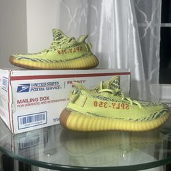 Adidas Yeezy Boost 350 V2 'Semi Frozen Yellow' (sz 5.5)