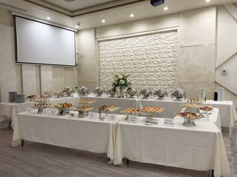 6 Pack Ivory Tablecloths – 70” x 120”