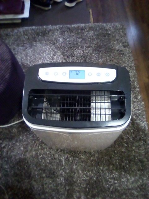 RolliBot Cool 100 AC, Heater, Dehumidifier, Fan